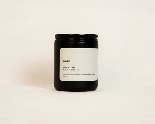 PEACH AND GREEN TEA SCENTED SOY CANDLE
