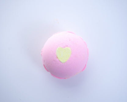 Bath fizz with butter frosting scent