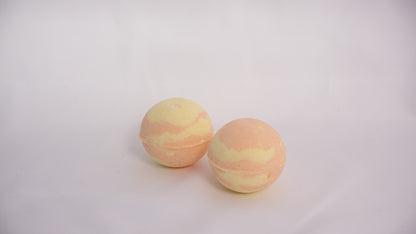 Yuzu Bubble Bath Bomb with creamy texture, hand-pressed and infused with asian citrus fragrance for a refreshing bath soak